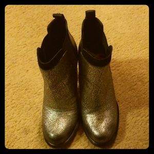 SAM EDELMAN SILVER METALLIC ANKLE BOOTS